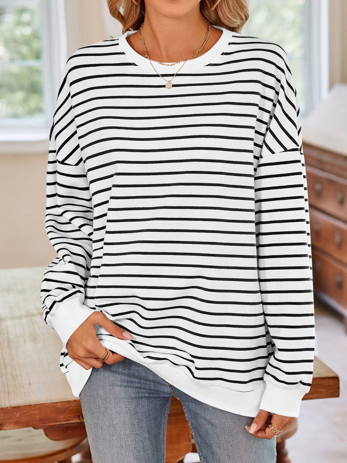 Lovelet Striped Round Neck Long Sleeve Sweatshirt